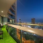 First Class 2Br Exquisite Living