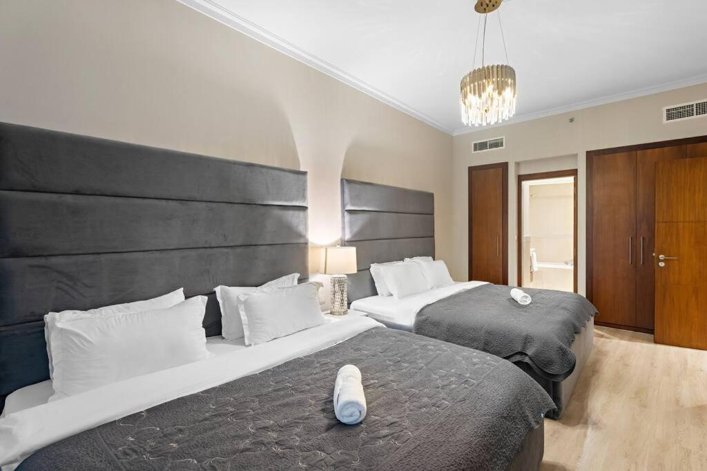 First Class 2br Exquisite Living *