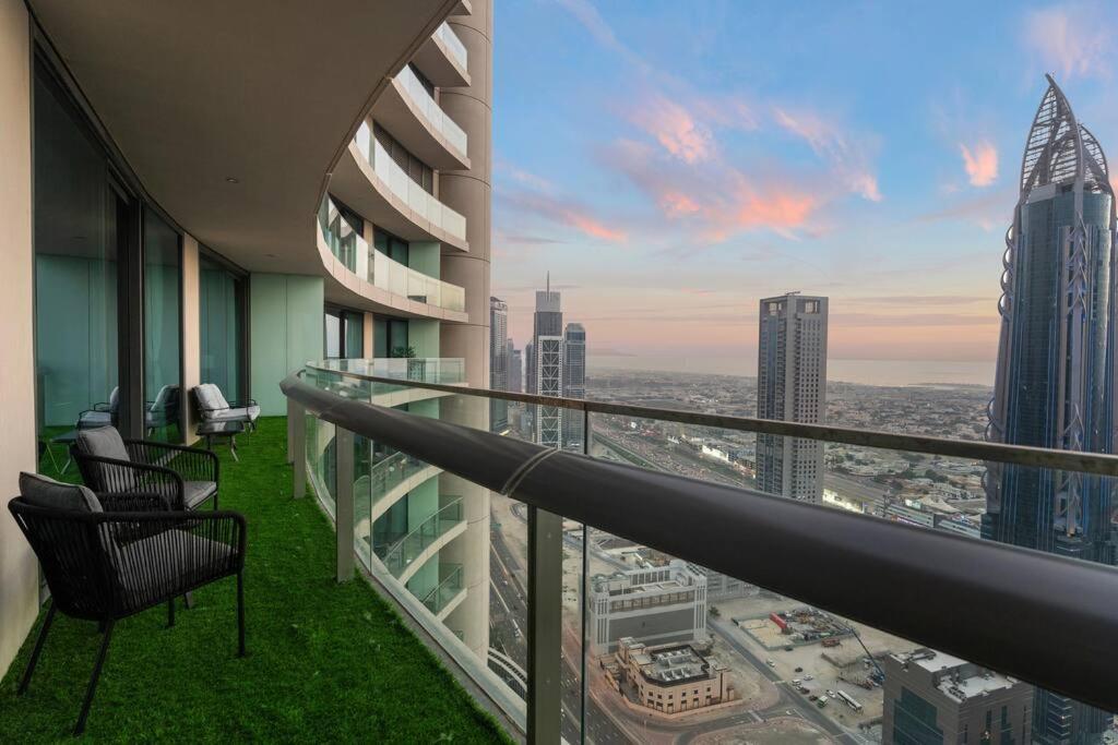 First Class 2br Exquisite Living * Dubai
