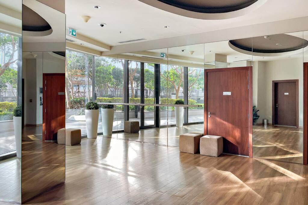 First Class 2br Exquisite Living Dubai