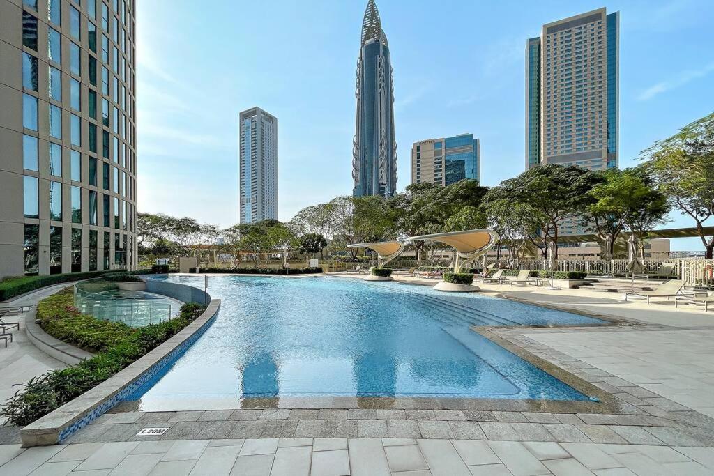 First Class 2br Exquisite Living *