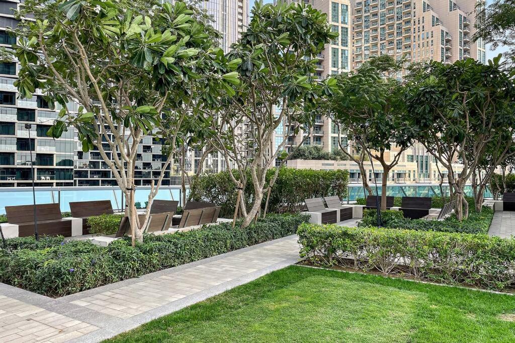 First Class 2br Exquisite Living * Dubai